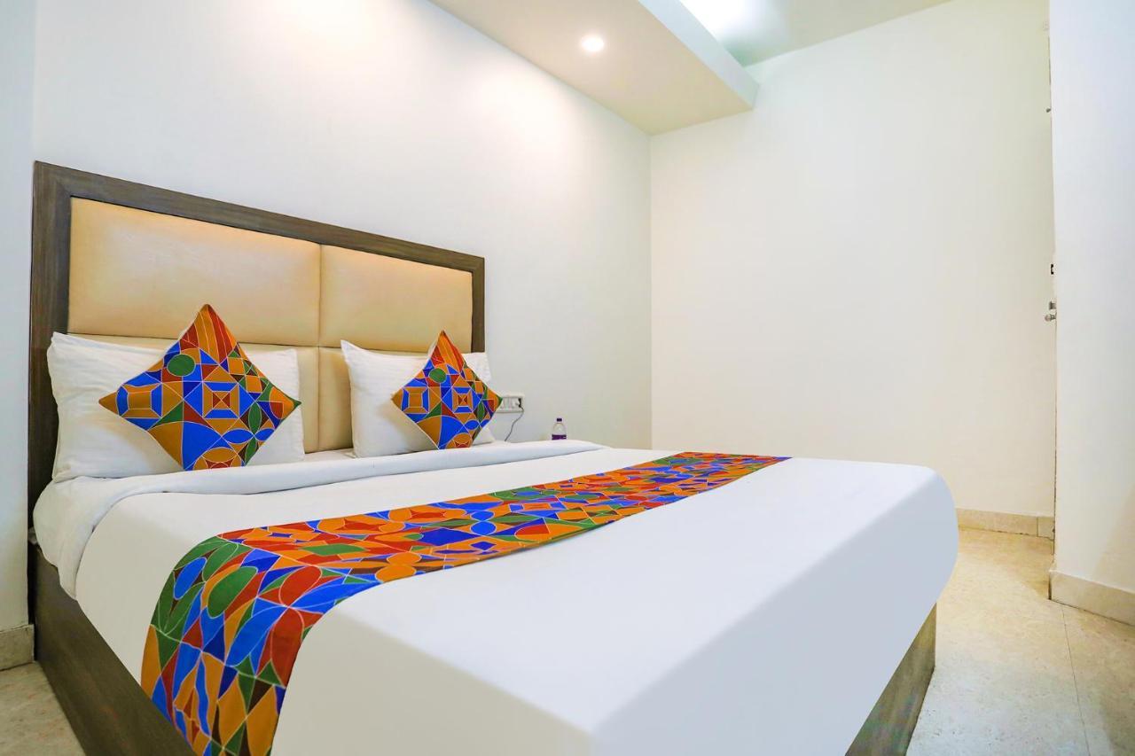 Fabhotel Jpm The Grand Bella - Nr Nehru Place Market New Delhi Exterior photo
